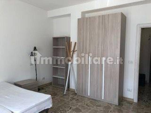 Stanza in affitto a San Giacomo città, Re