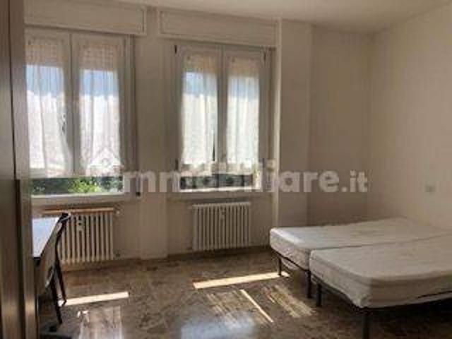 Stanza in affitto a San Giacomo città, Re