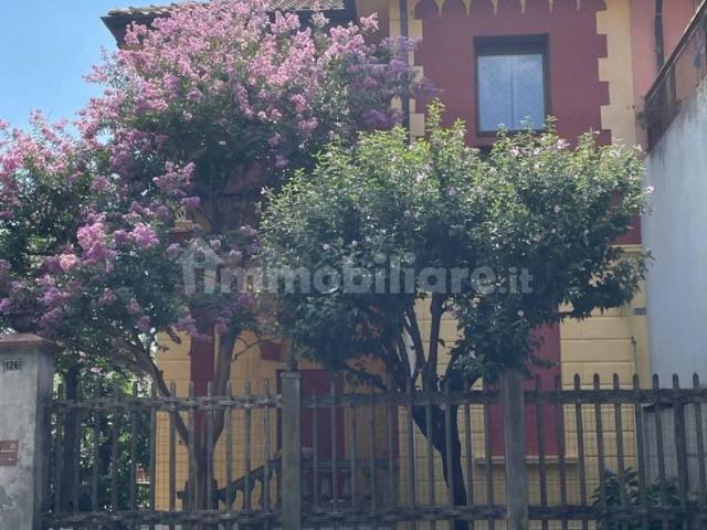 Stanza in affitto a Puglia, Barletta-andria-trani