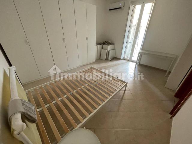 Stanza in affitto a Municipio 1, Puglia