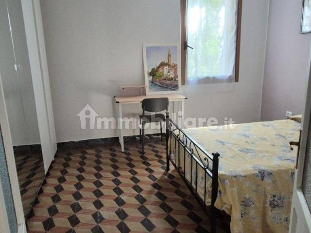 Stanza in affitto a Est, Brenzone