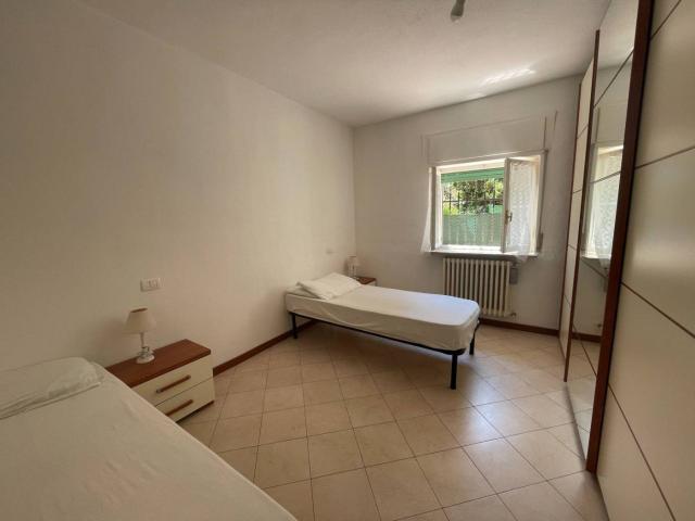 Stanza in affitto a Sud, Brenzone