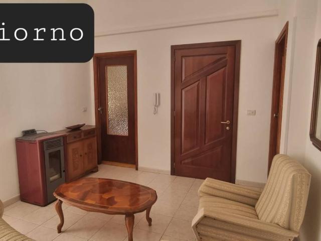 Stanza in affitto a Monteleone - Santa Rosalia, Cagliari