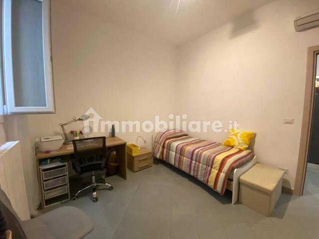 Stanza in affitto a Municipio 2, Puglia
