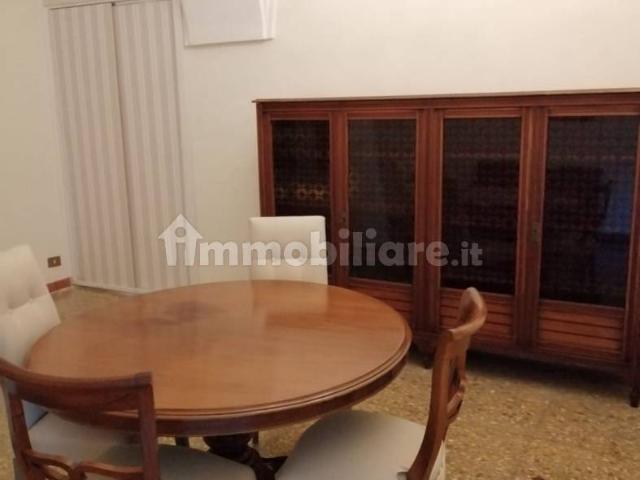 Stanza in affitto a Ariccia, Roma Capitale