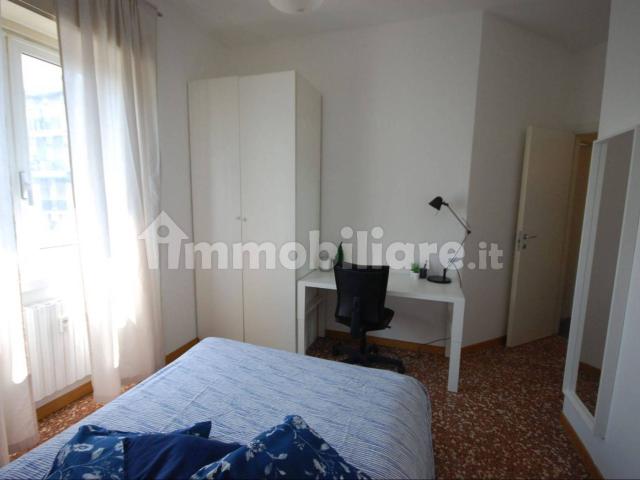 Stanza in affitto a Acerra, Campania
