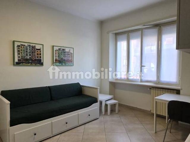 Stanza in affitto a Sassone, Roma Capitale