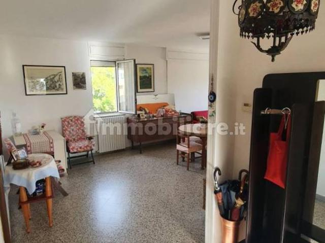 Stanza in affitto a Pianura Reggiana, Re