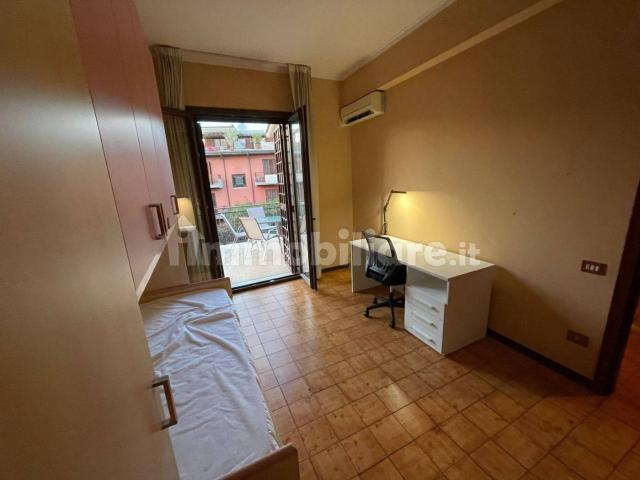 Stanza in affitto a Picanello-Ognina-Barriera-Canalicchio, Catania