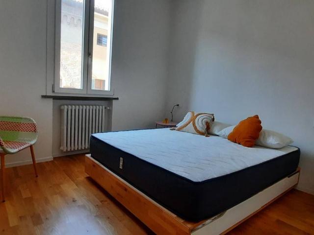 Stanza in affitto a San Nicolò, Re
