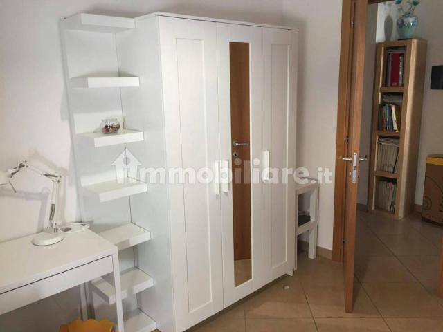 Stanza in affitto a Borgo Molino, Marche