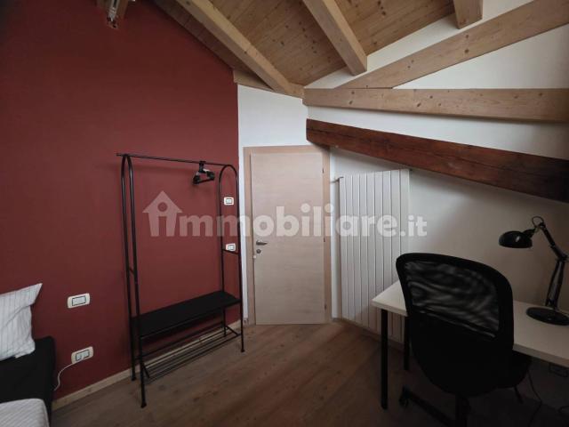 Stanza in affitto a Brione, Rovereto