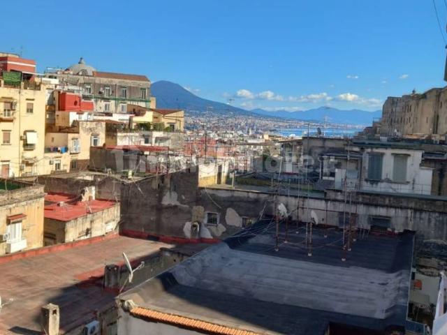 Stanza in affitto a Municipalità 2, Cappelluccia