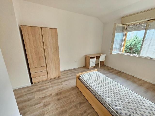 Stanza in affitto a Comunità della Vallagarina, Borgo Sacco