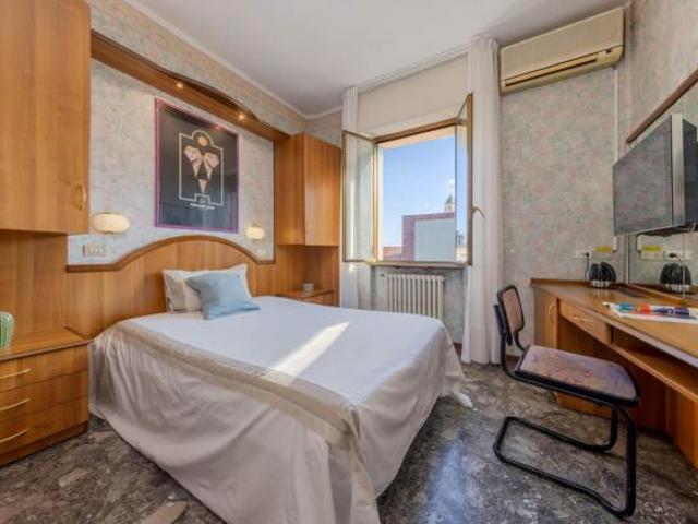 Stanza in affitto a Porta Mortara, Piemonte