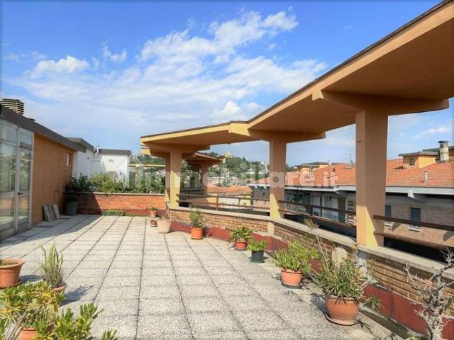 Stanza in affitto a Ovest, Brenzone