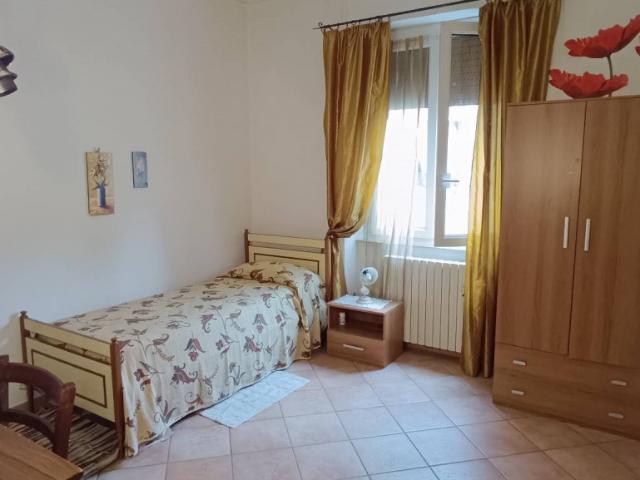 Stanza in affitto a Marche, Macerata
