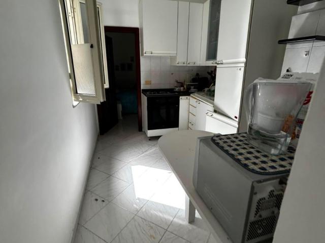Stanza in affitto a Municipalità 1, Campania