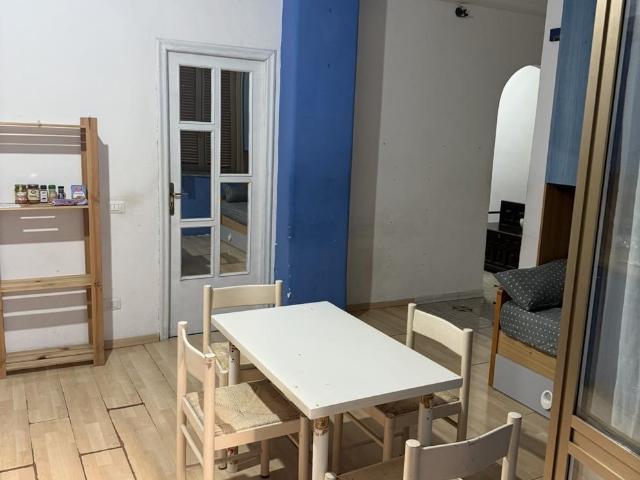 Stanza in affitto a Municipalità 2, Napola