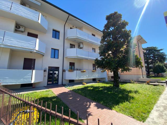 Stanza in affitto a Sud, Brenzone