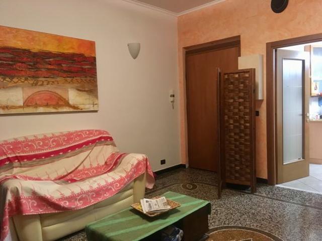 Stanza in affitto a Serra Riccò, Liguria