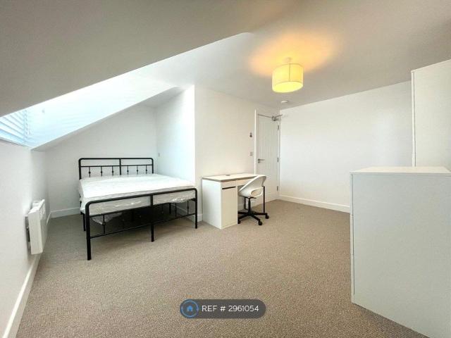 Room for rent in Kingswood, South Gloucestershire