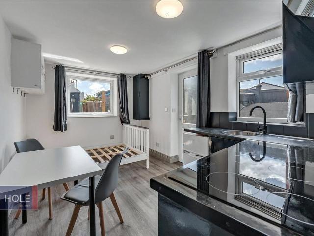 Apartment for rent in Feckenham, City Of Bristol