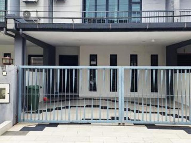 Terraced House for rent in Kuching, Bahagian Kuching