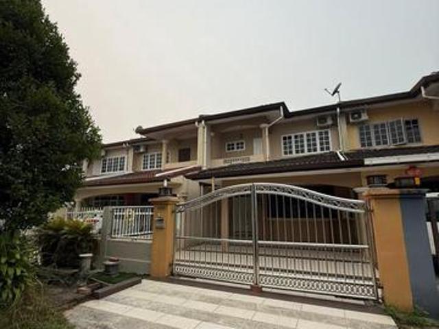 Terraced House for rent in Kuching, Sarawak