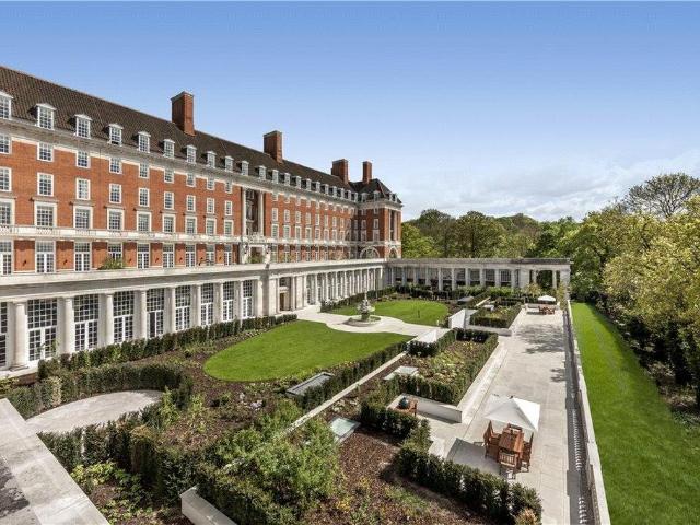 House for rent in Petersham, Greater London