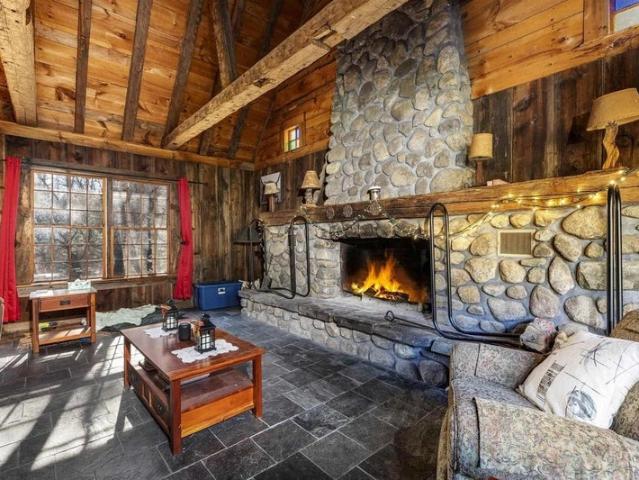 Room for rent in Newbury, Vermont