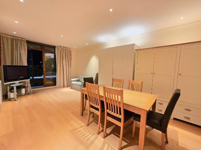 Apartment for rent in Tower Hill, Greater London