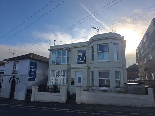 Apartment for rent in Weeks, Ryde