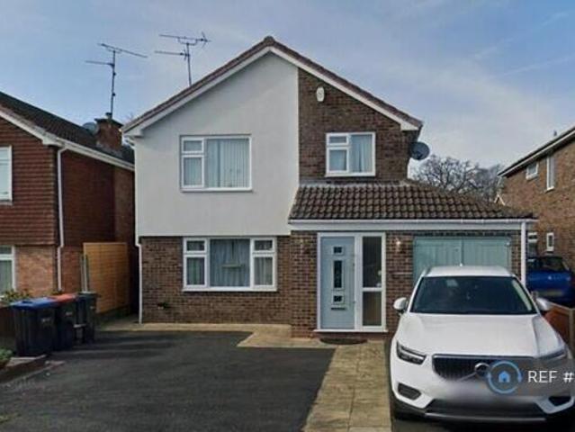 House for rent in Rossmore, Cheshire