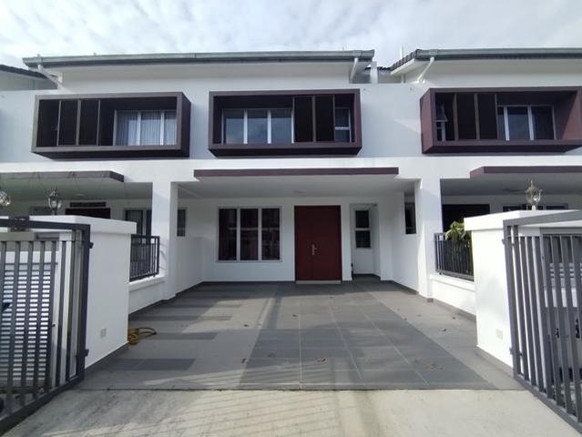 Terraced House for sale in Alam Impian, Selangor