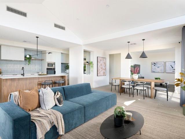 Cottage for sale in Hammond Park, Western Australia
