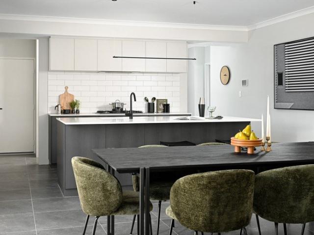 Cottage for sale in Mundijong, Western Australia