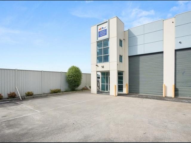 Warehouse for rent in Clayton, Melbourne
