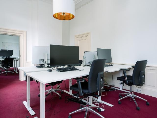 Bedrijfspand te huur in Centrum, Amsterdam