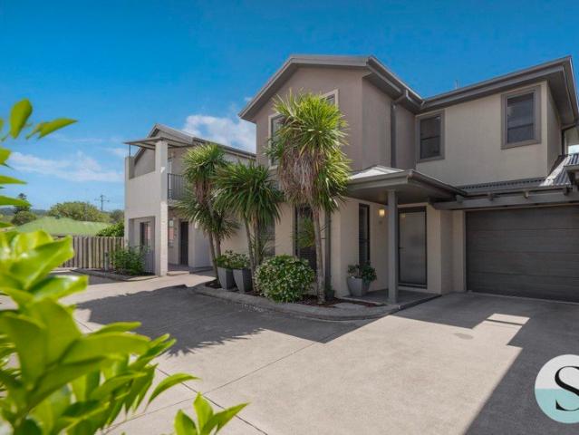 Townhouse for sale in Ambergate, New South Wales