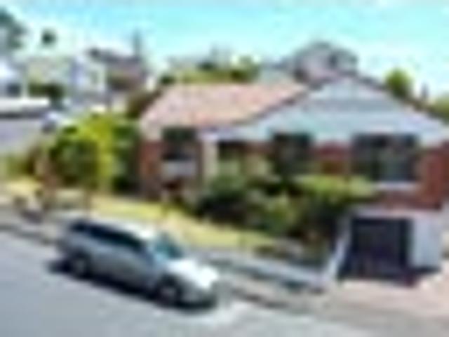 House for sale in Otakou