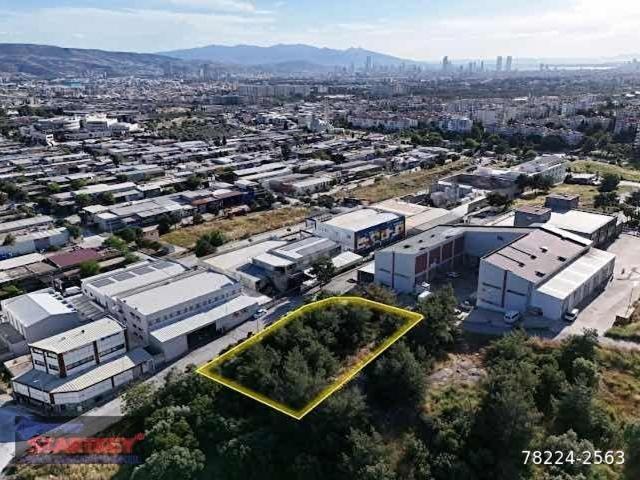 Bornova, İzmir içerisinde satılık Bina