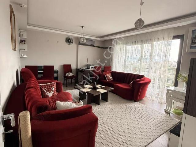 Turgutlu, Manisa içerisinde satılık mülk