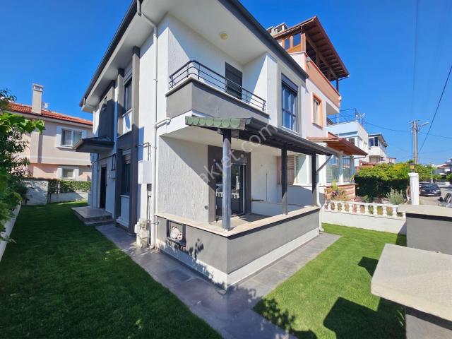 Burhaniye, Balikesir içerisinde satılık Villa