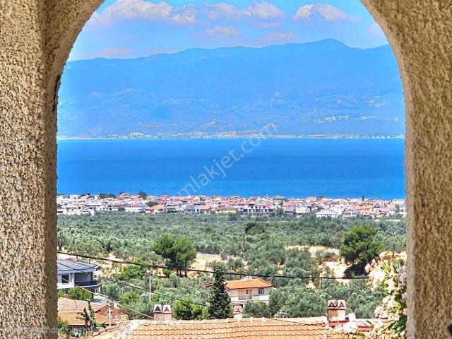 Burhaniye, Balikesir içerisinde satılık Villa