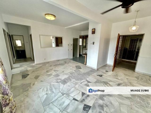 Flat for sale in Petaling, Subang Jaya
