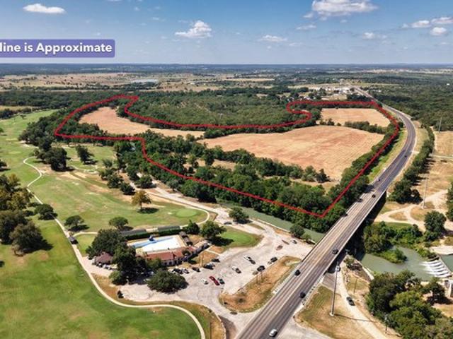 Farm for sale in Luling, Texas