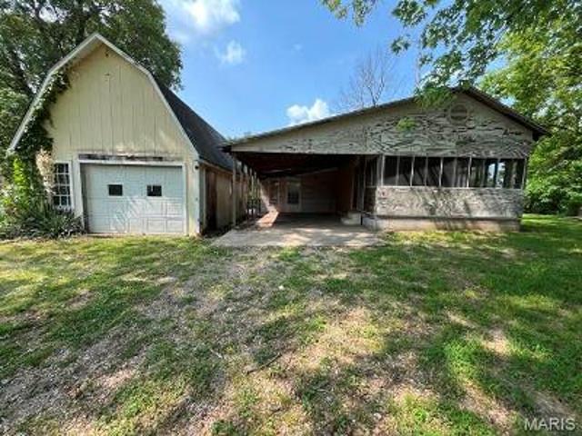 House for sale in Dexter