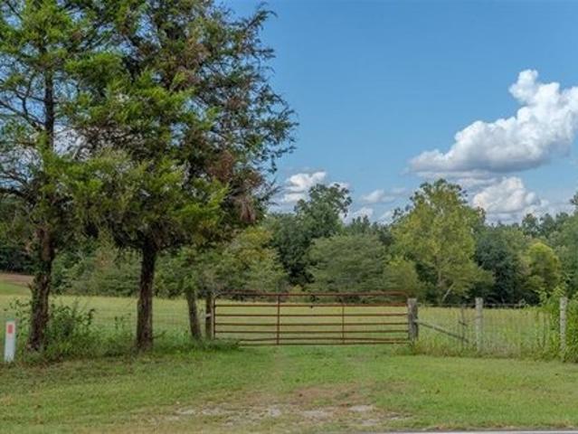Farm for sale in Oak Ridge, Missouri