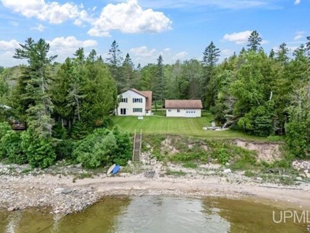 House for sale in Bark River House for sale in Bark River
